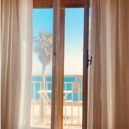Intero Appartamento " Sea Breeze" Mola di Bari Exterior foto