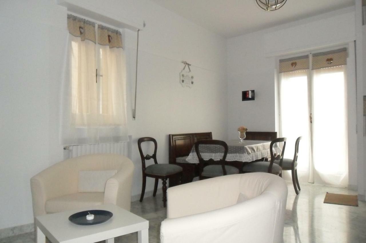 Intero Appartamento " Sea Breeze" Mola di Bari Exterior foto