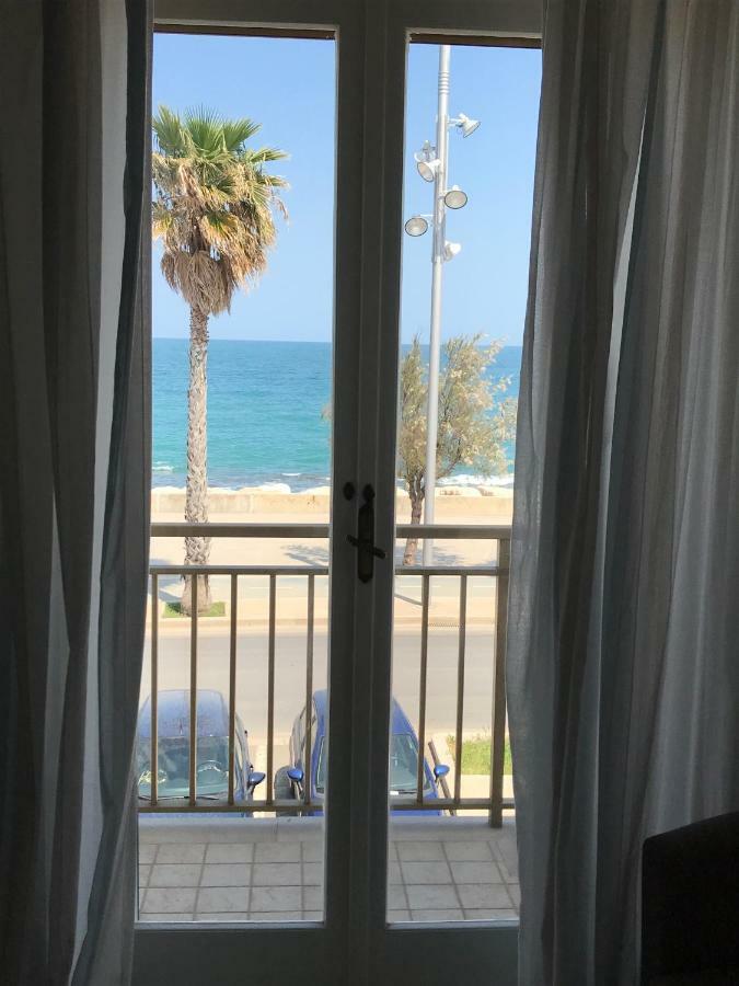 Intero Appartamento " Sea Breeze" Mola di Bari Exterior foto