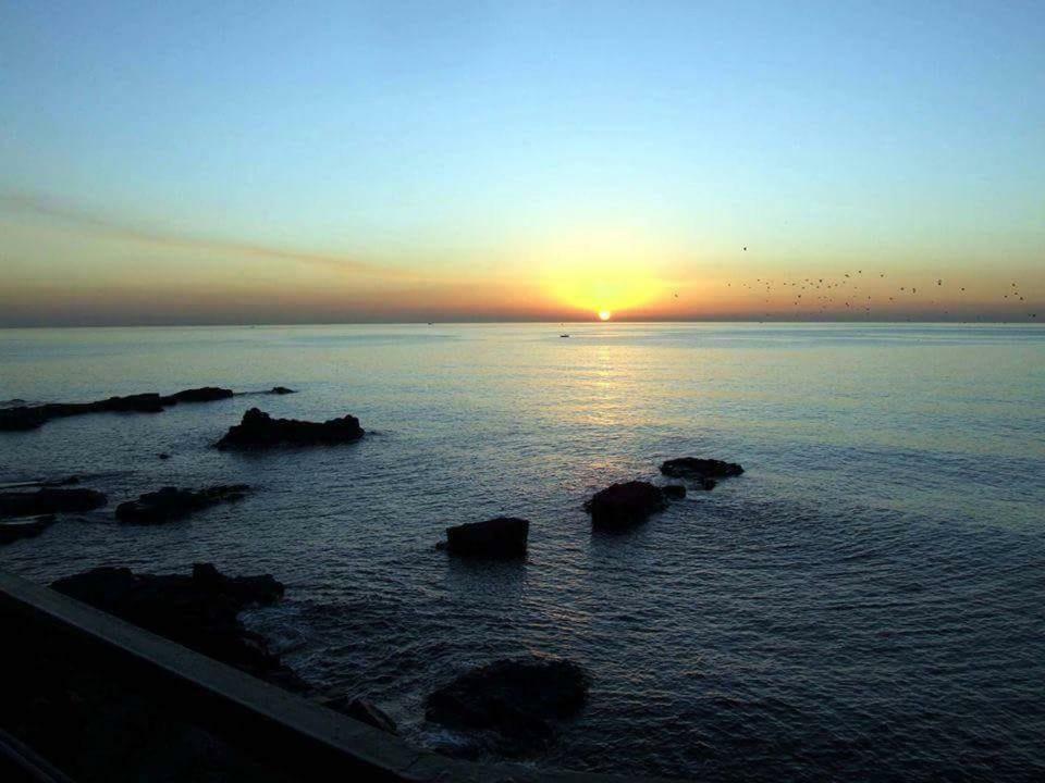 Intero Appartamento " Sea Breeze" Mola di Bari Exterior foto